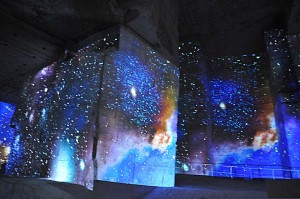 Мультимедийное шоу в Ле-бо-де-Прованс