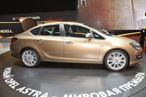 Opel Astra -1