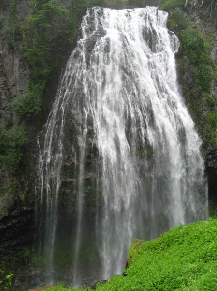 Водопад Нарада