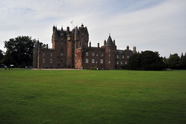 Замок Гламис Шотландия