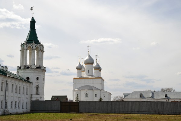 Спасо-Яковлевский монастырь-2