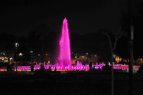 Цветной фонтан Стамбула
