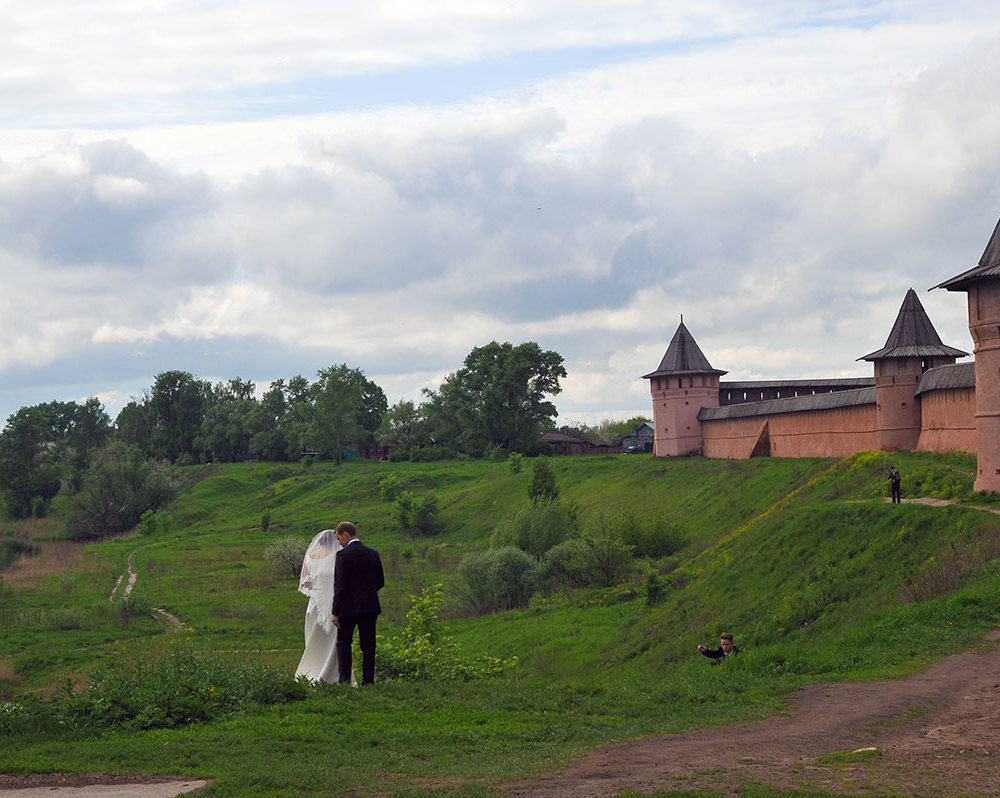 Вид на Спасо-Ефимиев монастырь-1