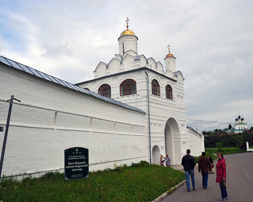 Свято-Покровский женский монастырь-4
Надвратная Благовещенская церковь