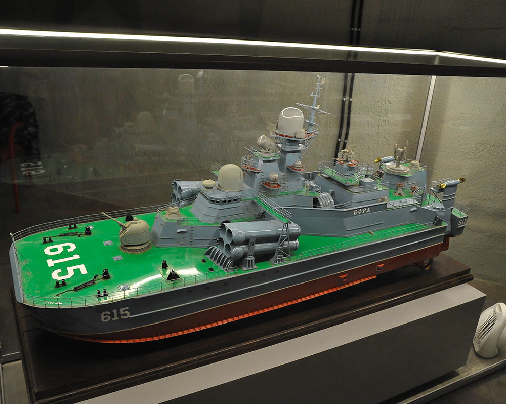 Модели кораблей -носителей ядерного оружия -3