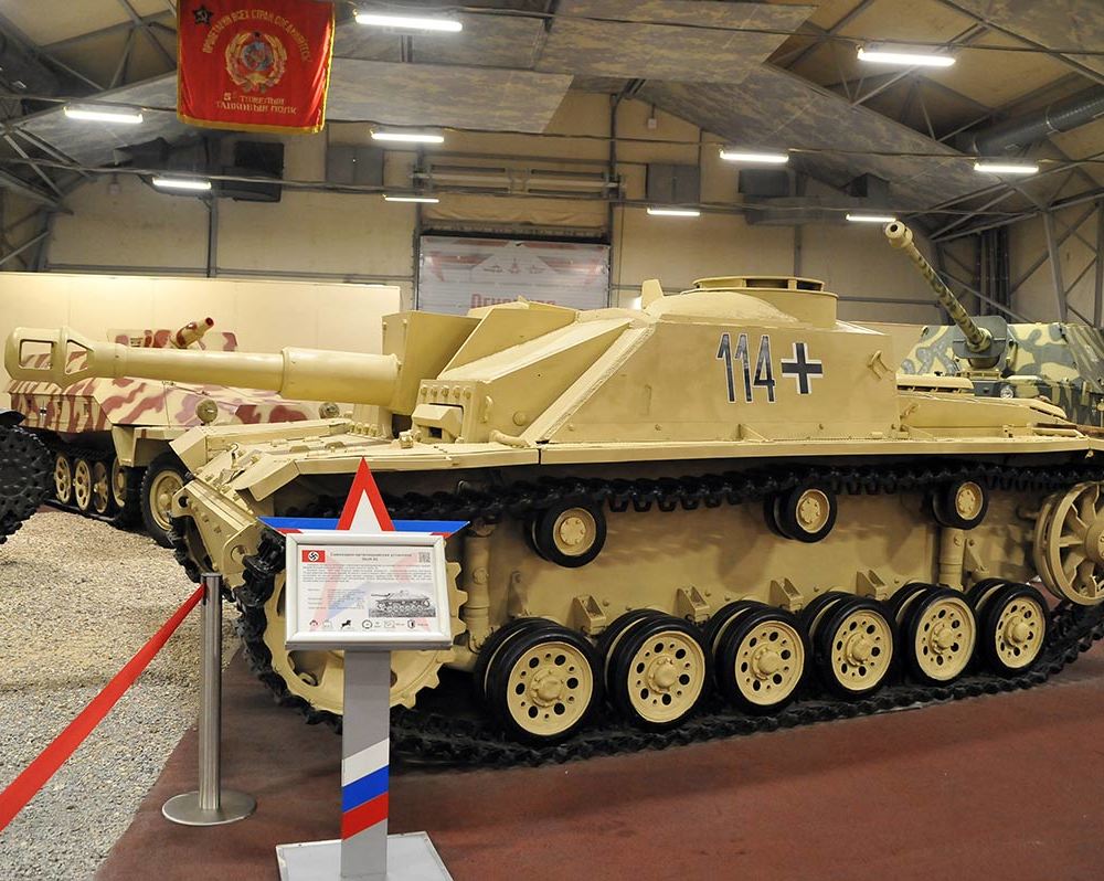 Немецкая самоходно-артиллерийская установка StuG 42.-1