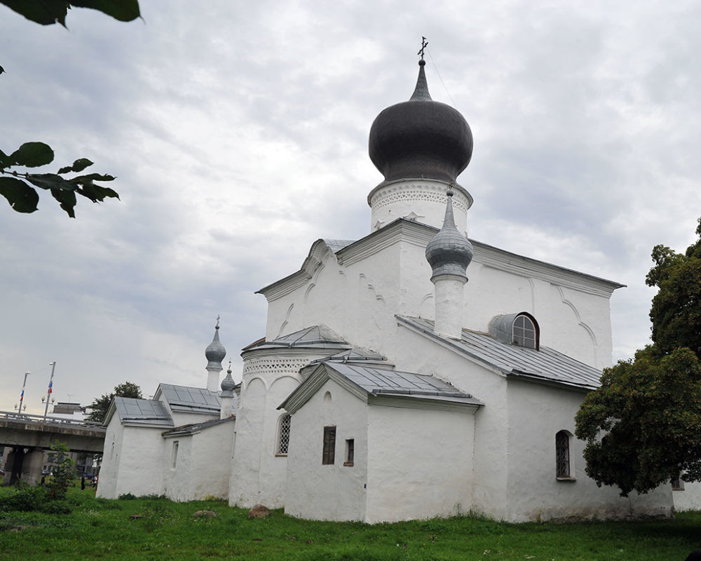 Церковь Успения с Пароменья-2