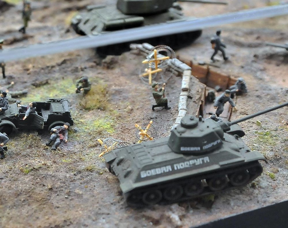 Шоу-макет Золотое кольцо Часть 5-42 Съемки военного фильма